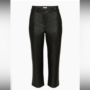 ARITZIA Barton Command Cropped Pant Size 2